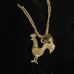 14k Gold Small Chicken Pendant 