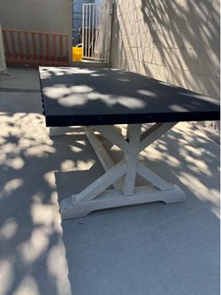 Caffe table
