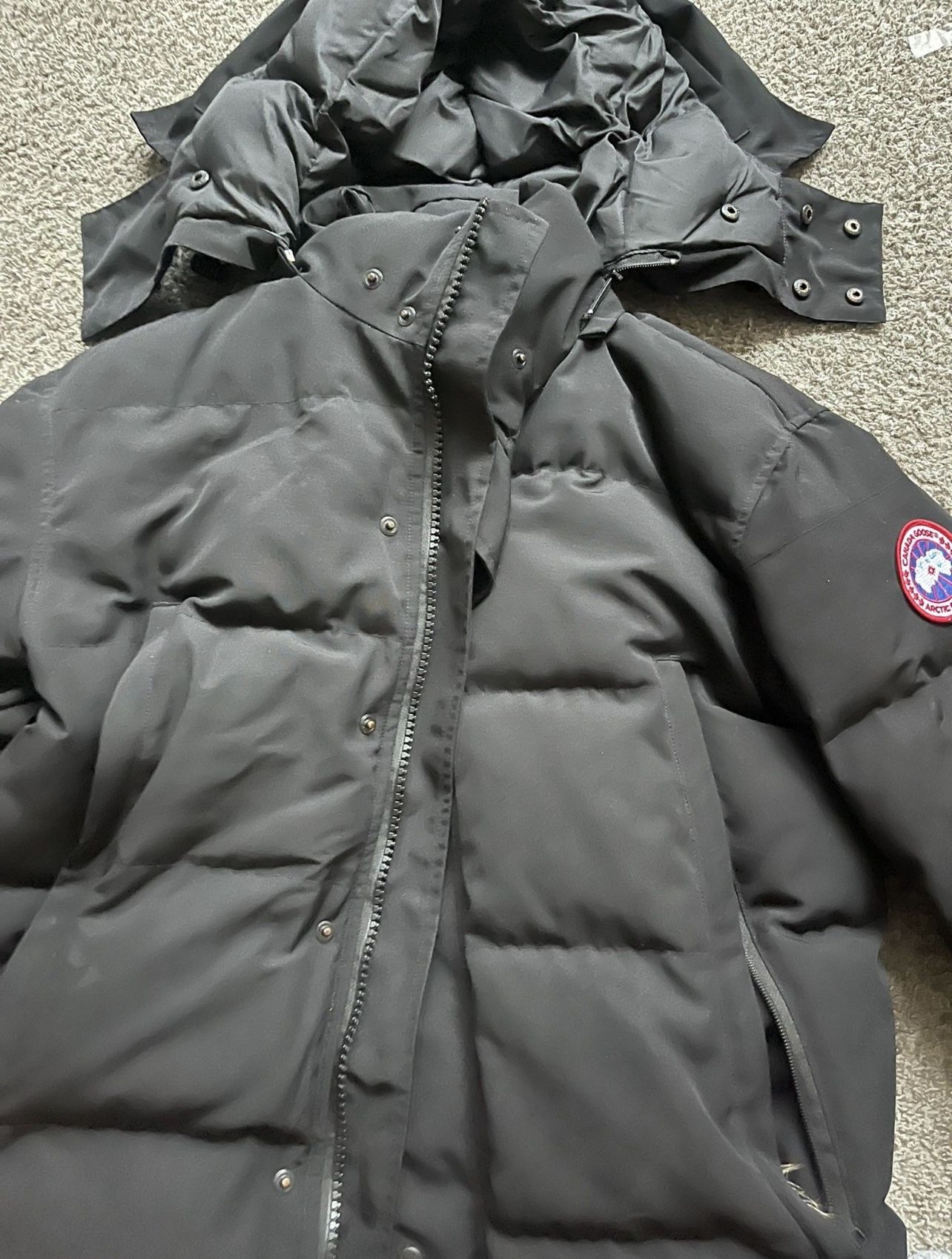 Black Canada Goose Coat Large