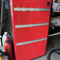 RCA mini fridge good condition