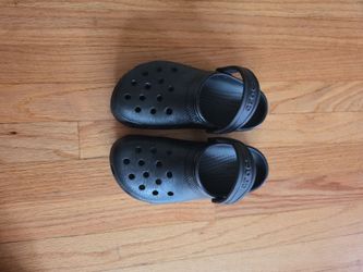 Crocs-