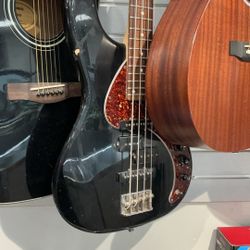 Fender STUHAMM Urge Base Ii Guitar With Hard Case