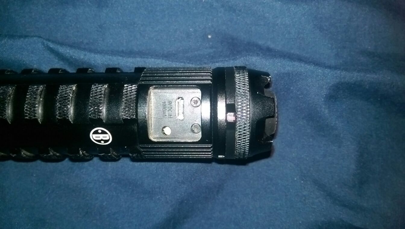 bushnell pro li ion 1300l rechargeable flashlight Bushnell Pro Li Ion 1300L Rechargeable Flashlight for Sale in Florence, AZ