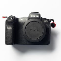 Canon EOS R Mirrorless Camera
