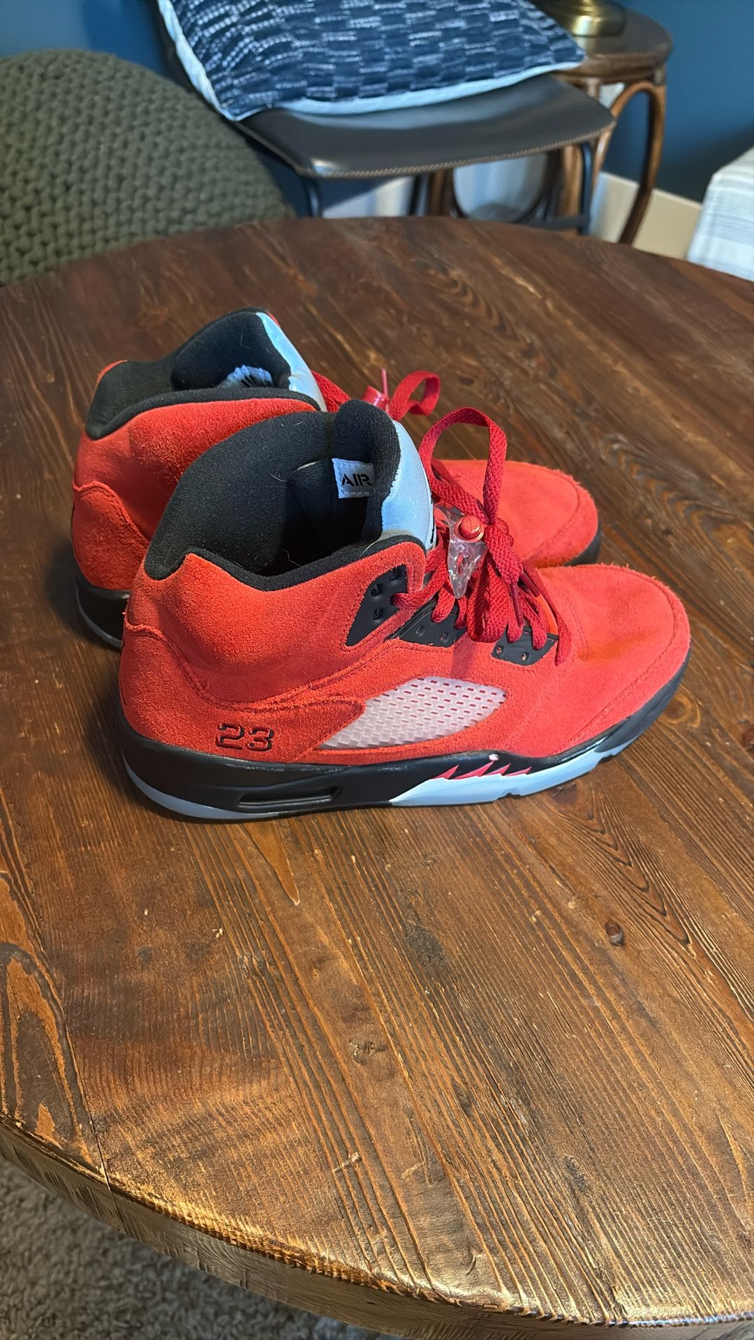 Air Jordan 5 Retro Raging Bull Size 9.5