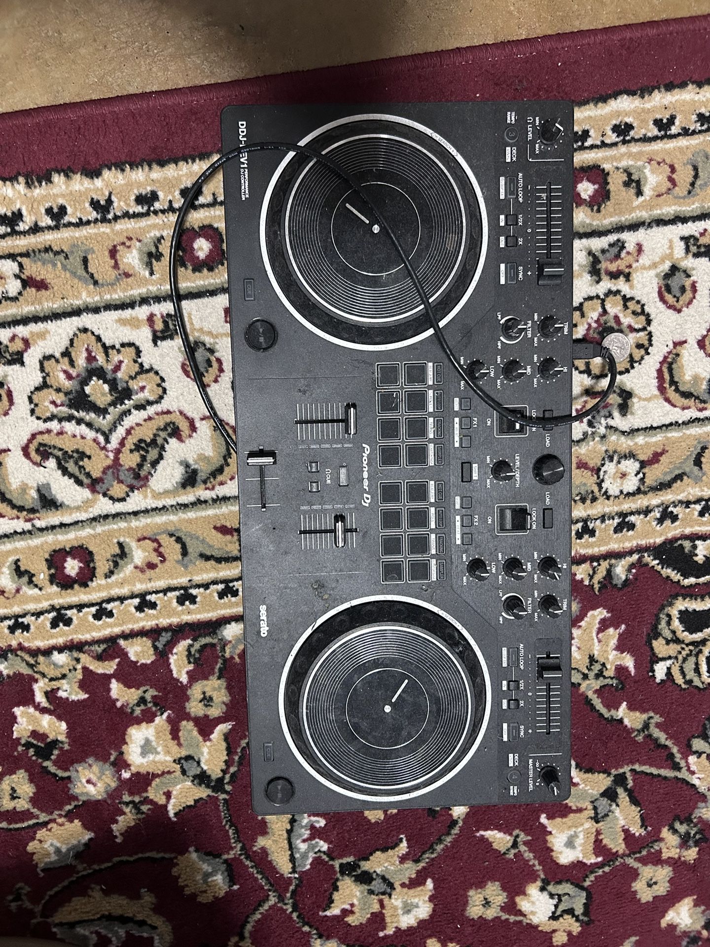 Pioneer DDJ REV1 Dj Mixer