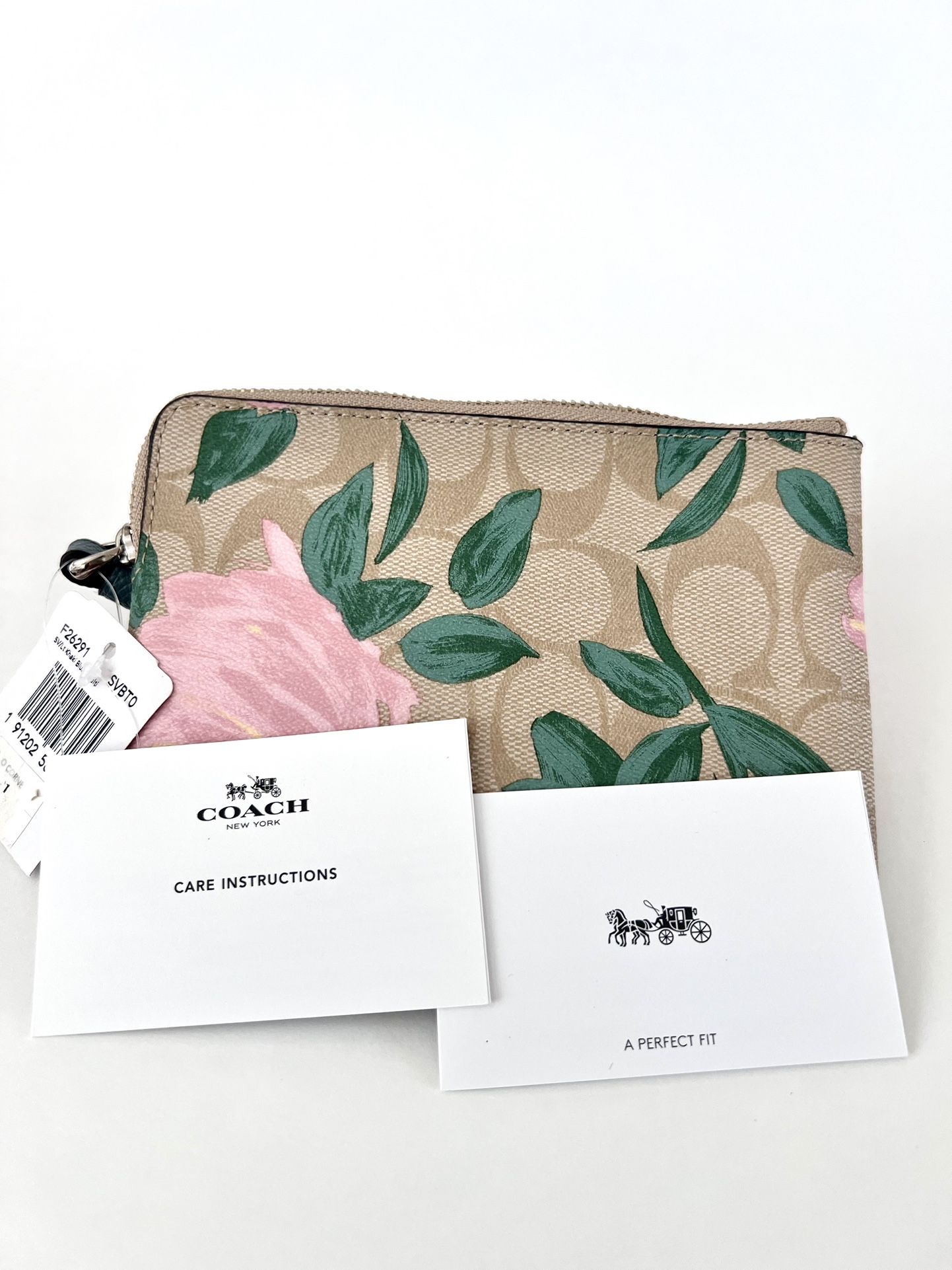 Authentic New Coach Wristlet Wallet With Gift Bag