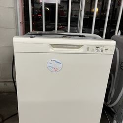 GE. Dishwasher 