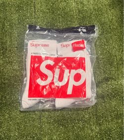 Supreme Hanes Cushion Crew Socks 2-Pack White