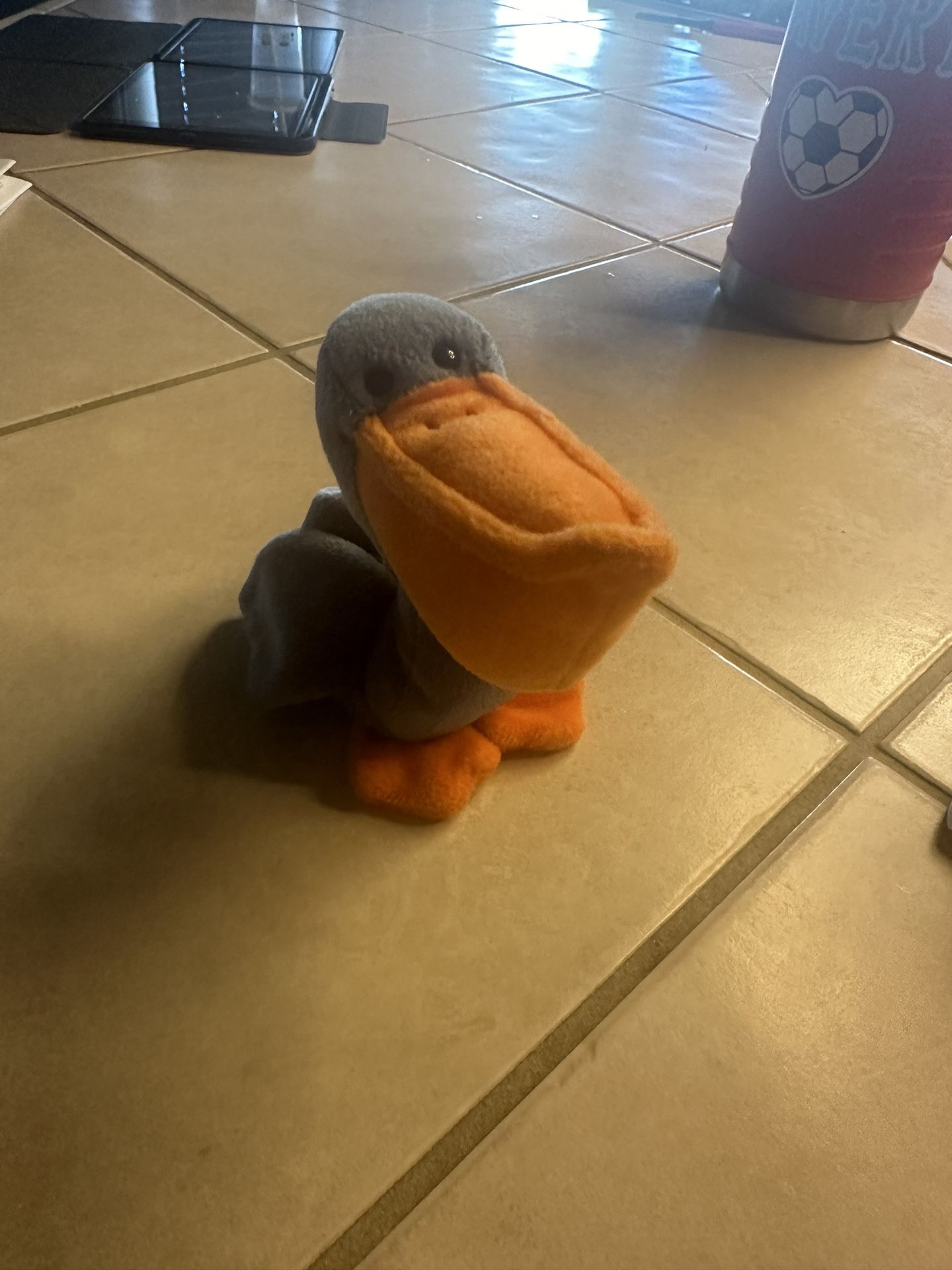 Pelican Beanie Baby 1900s Toy