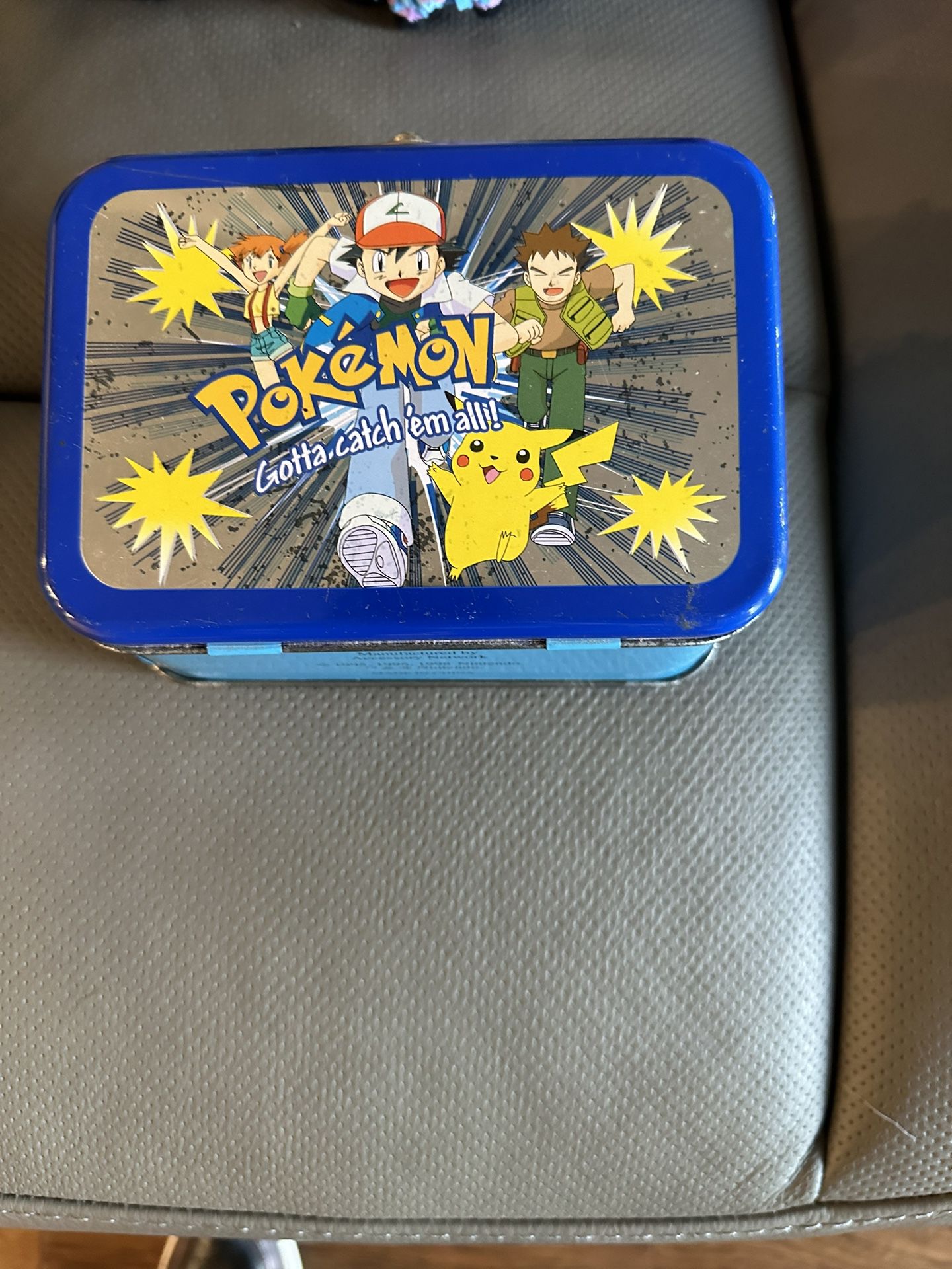 Vintage Pokémon tin