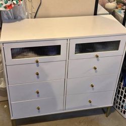 Dresser $100