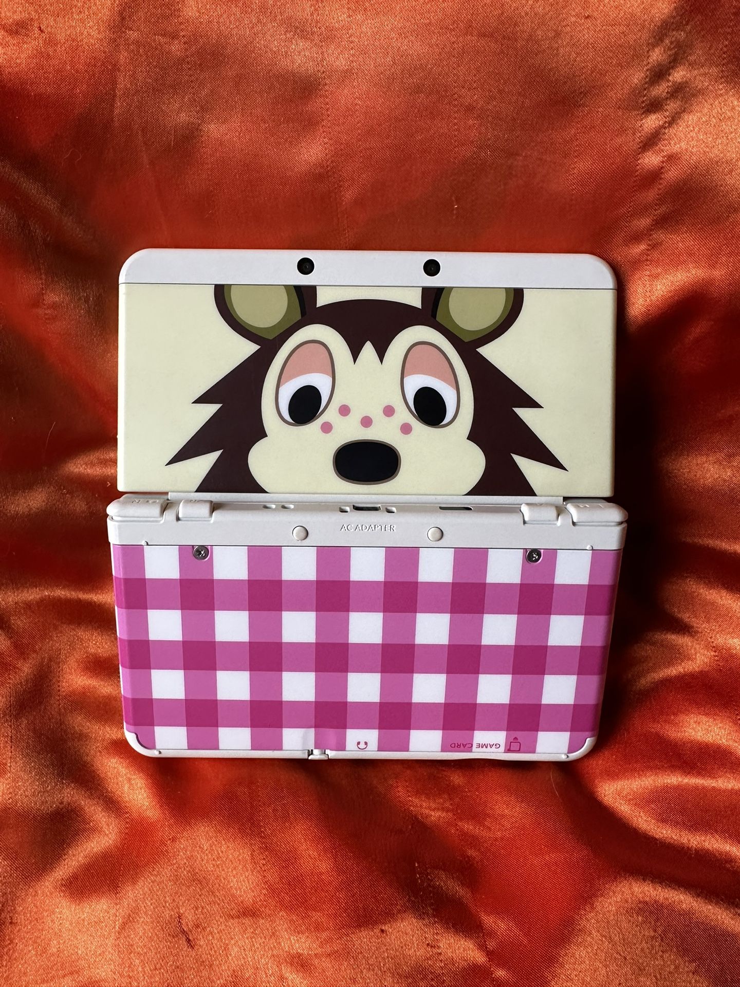 Nintendo New 3DS White Animal Crossing. Great Condition, REGION FREE