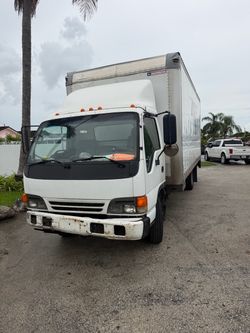 2005 Isuzu NQR
