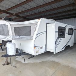 2007 Fleetwood Orbit 25FT Slide Out 