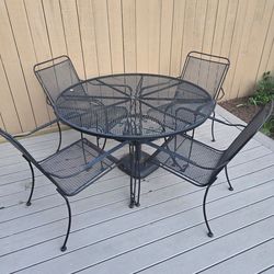 Table and chairs for patio