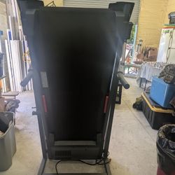 Treadmill (Almost New) Weslo Cadence G 5.9