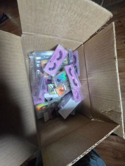 50 Pairs New False Eyelashes - Wholesale / Bulk Beauty Lot