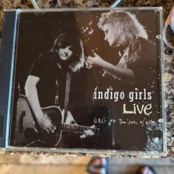 Indigo Girls Live CD 1990-91 Back On The Bus y’all. 