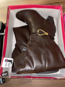 Woman’s, Boots $15