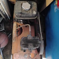 Rigid 9 Gallon Gasoline Wheel Barrow Air Compressor 