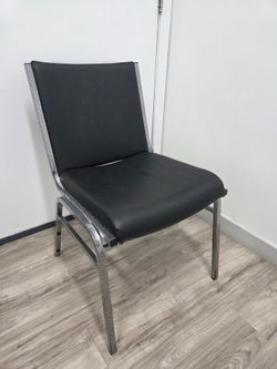 Lobby chairs with no armrest