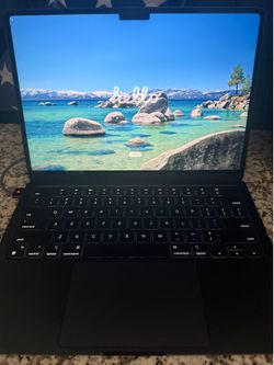 Apple MacBook Air M2 13” - midnight blue - excellent cond