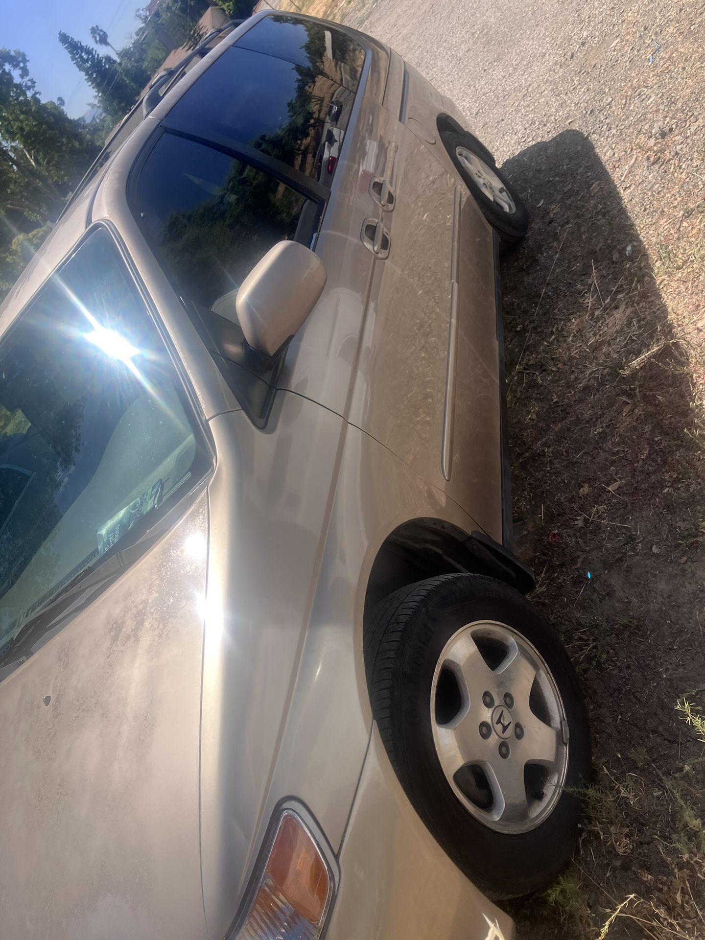 Mazda 2000