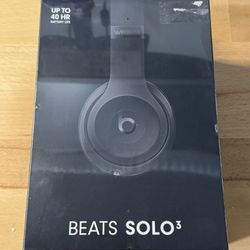 Beats Solo3 (Brand New Still Sealed)