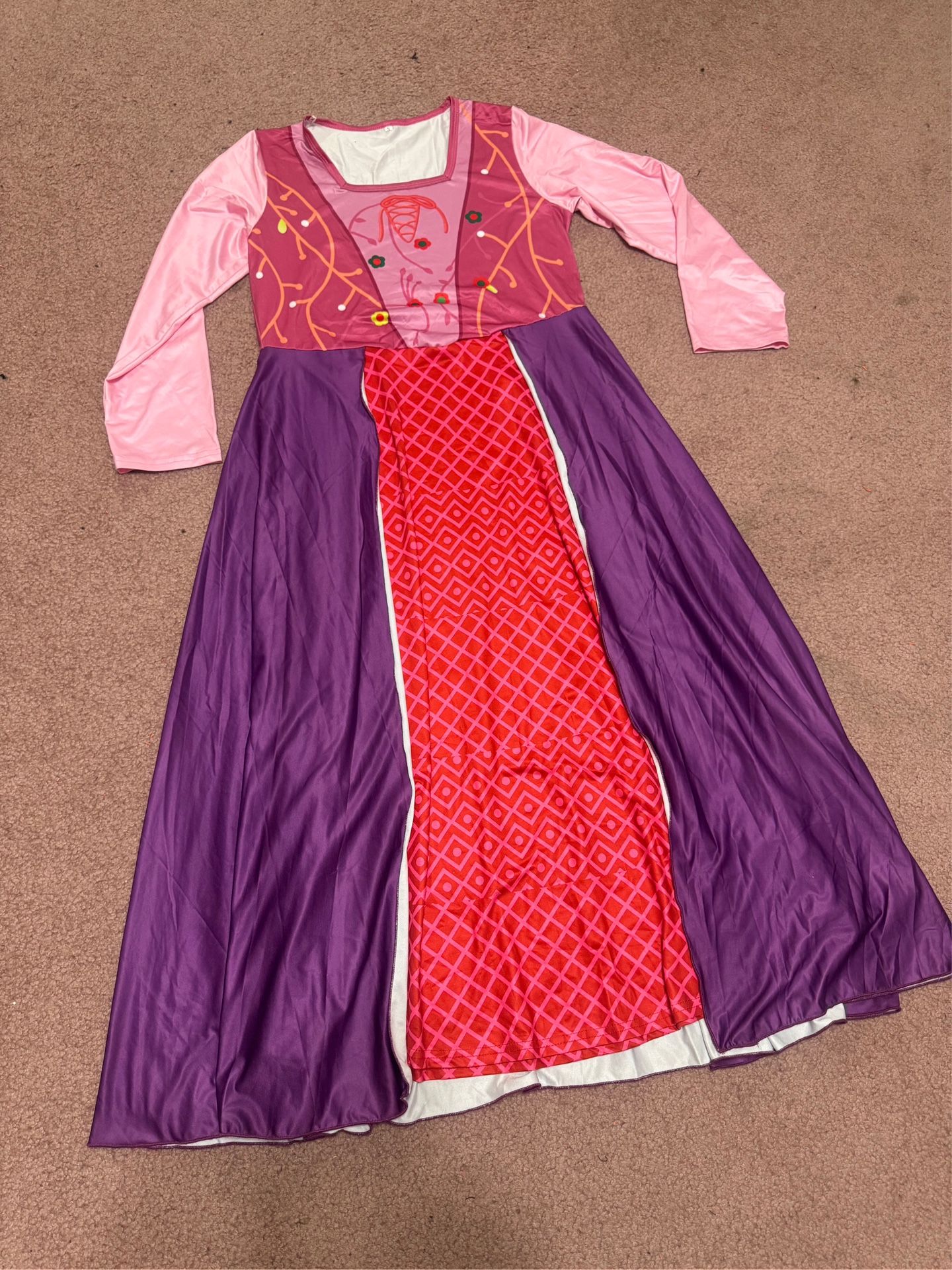 New small princess dress costume Rennisance rapunzel Victorian Bridgerton tangle