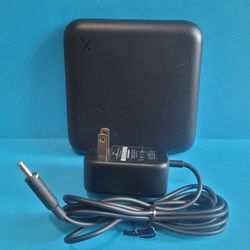 Xfinity XiOne-SC Streaming Device TV Box SCXI11BEIBCO HDMI - Box And Charger