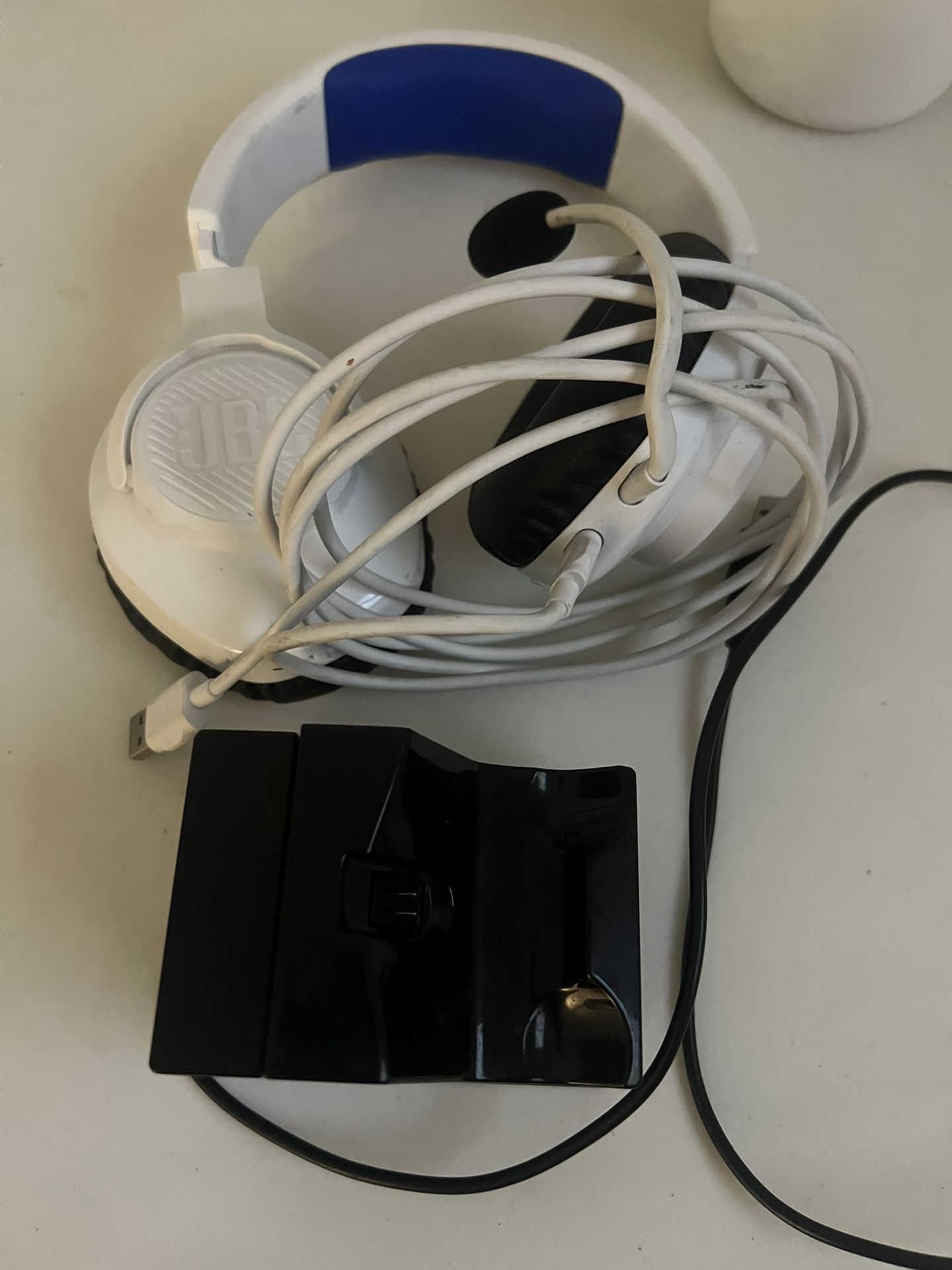 Jbl Headset And PlayStation Charging Station