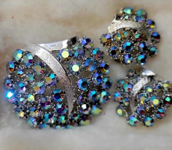 Art Signed Deco Brooch And Earrings