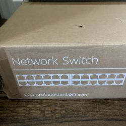 Aruba Instant On 1930 24G Class4 PoE 4SFP/SFP+ 370W Switch 