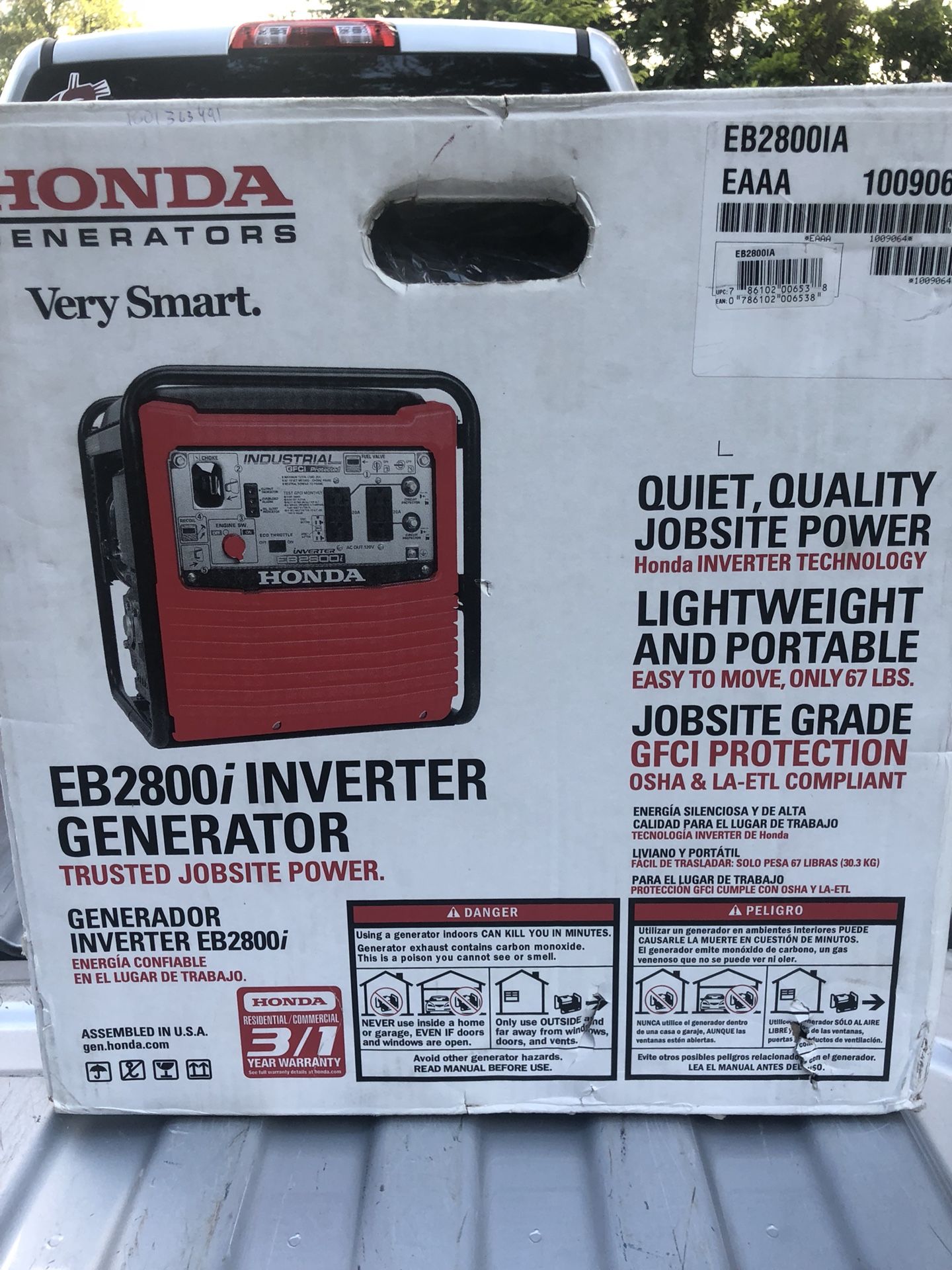 Honda EB 2800 new in box