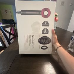 Dyson Hairdryer Supersonic 