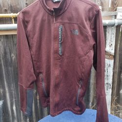 The North Face jacket in great condition size Large 