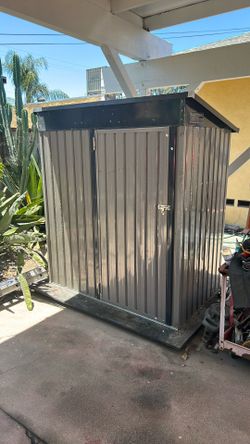 Aluminium storage shed