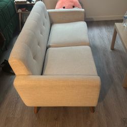 Small Couch (normal  wear)