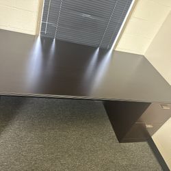 OFFICE/HOME DESK SINGLE PEDAL DESK 