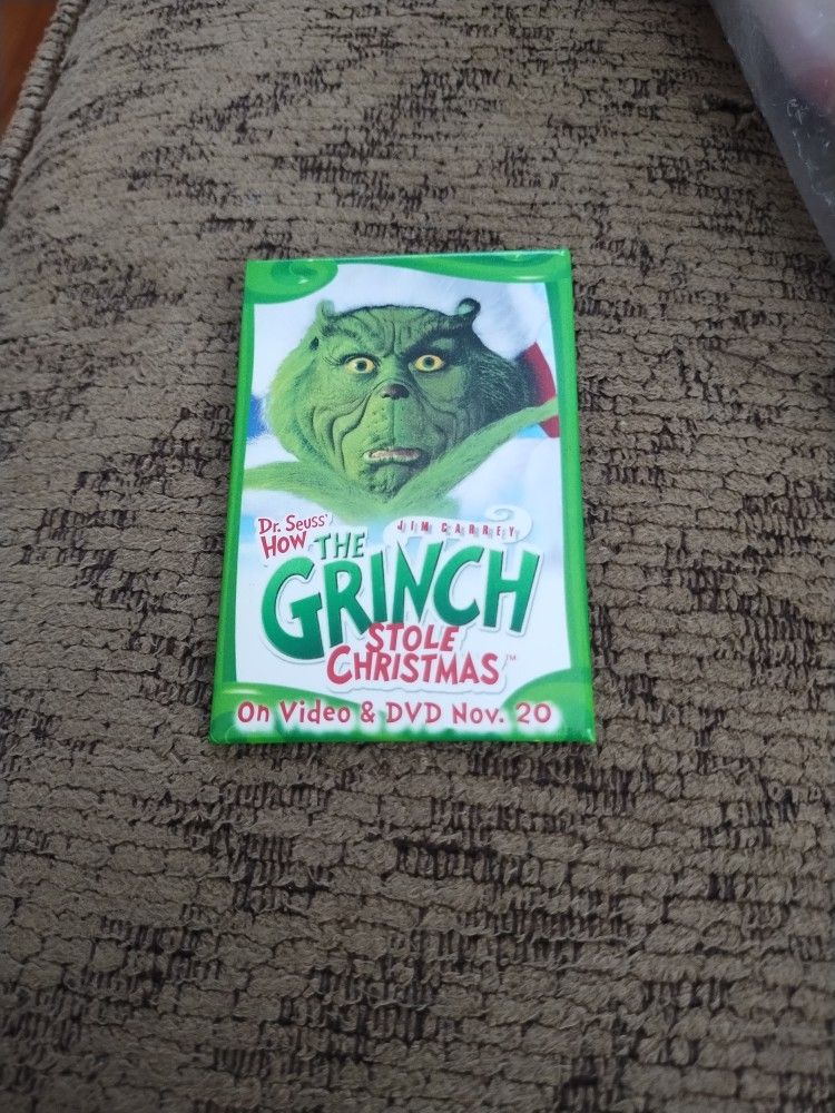 2001 How The Grinch Stole Christmas Pin.