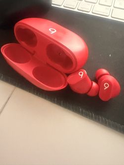 Beats 100% Authentic Brand New 