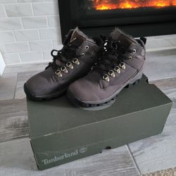Timberland Boots Boys Size 3.5