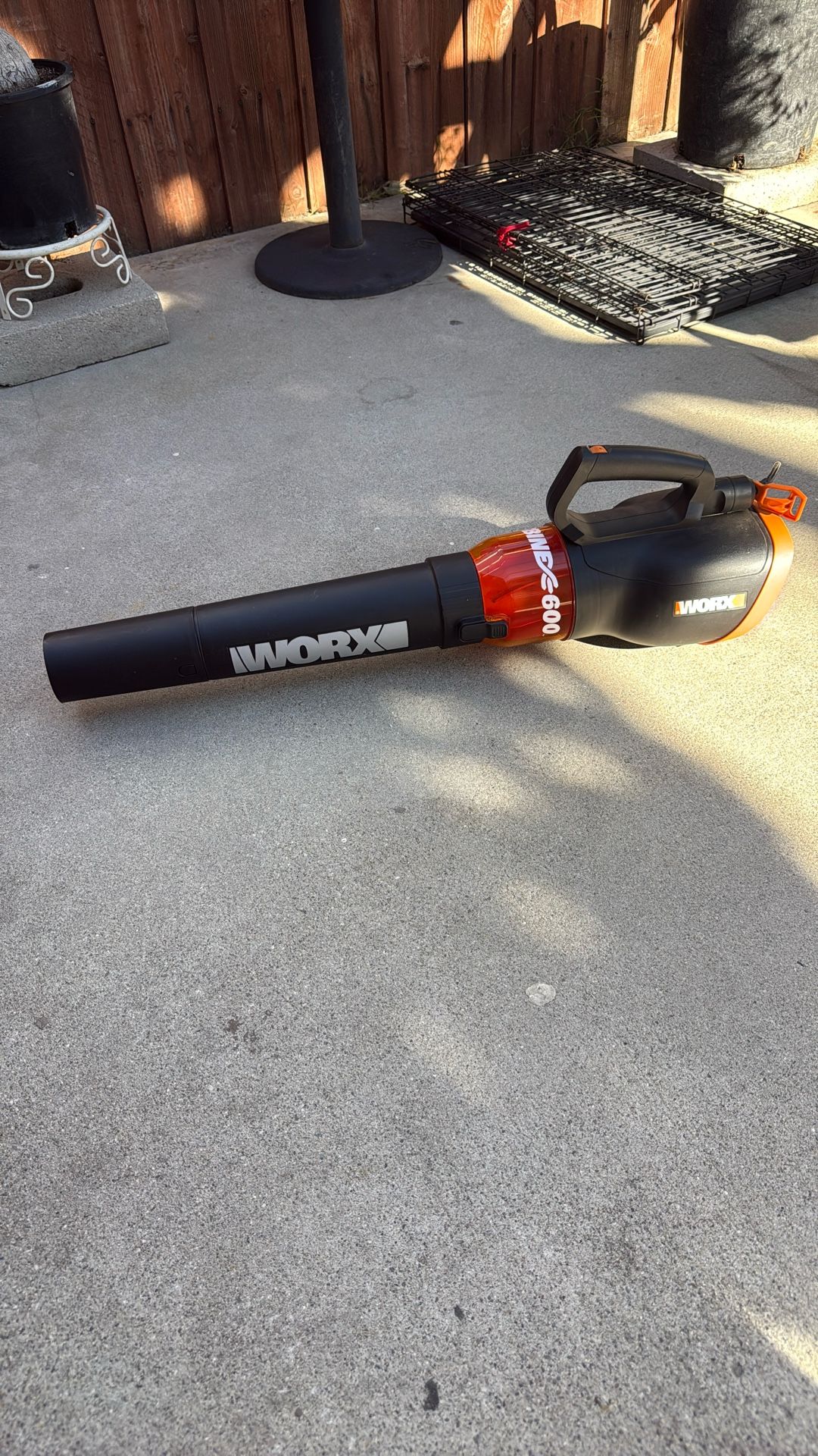 Worx Leaf Blower