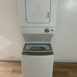 (FREE DELIVERY 🚚) Whirlpool Washer & Electric Dryer  