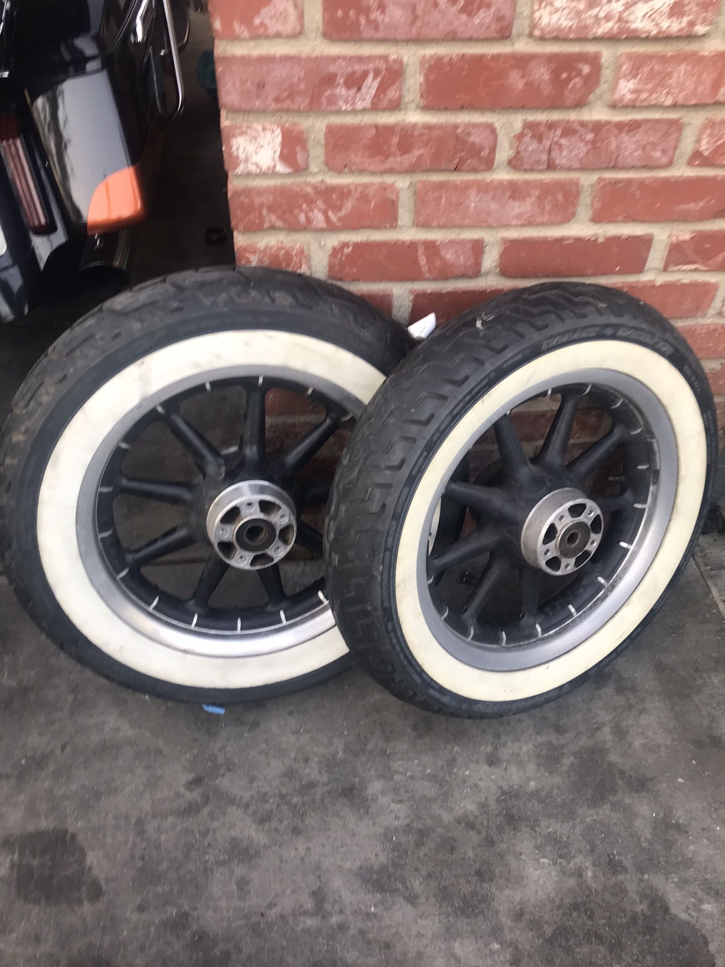 Black Wagon Wheels with white walls 90% Thread