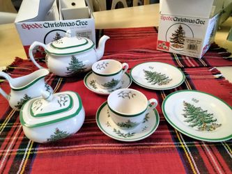 Spode Christmas Tree Children's Set. Made In England