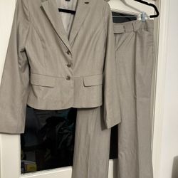 Ann Taylor Two Piece Suit- Size 8
