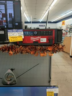 Milwaukee bt speaker
