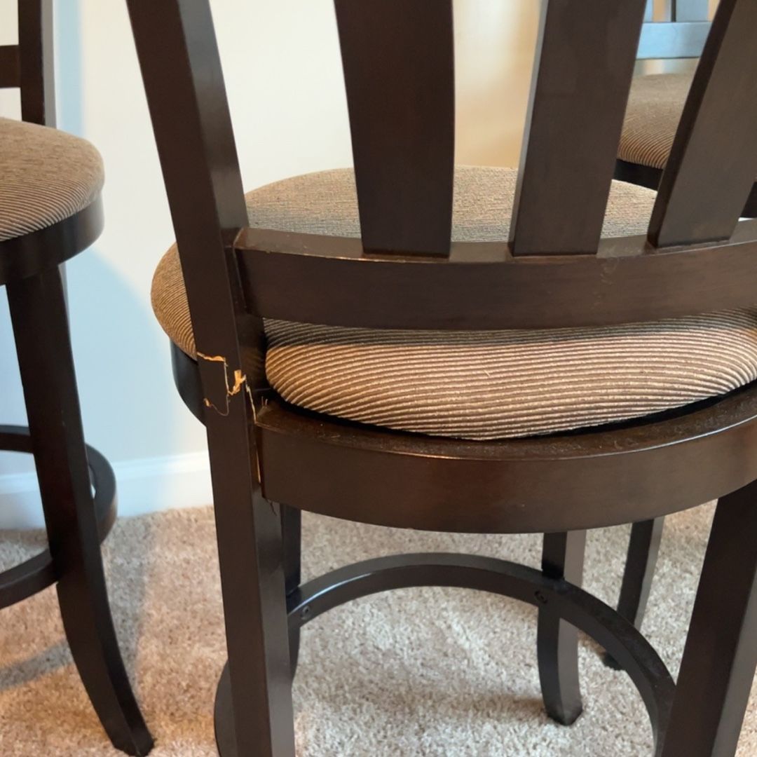 Dining Room Table And Chairs